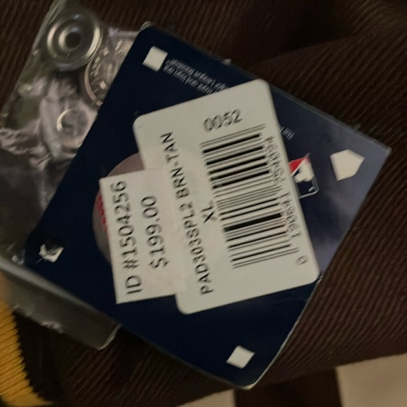 *NEW* San Diego Padres Brown, tan  and Gold Jacket - Picture 4 of 14